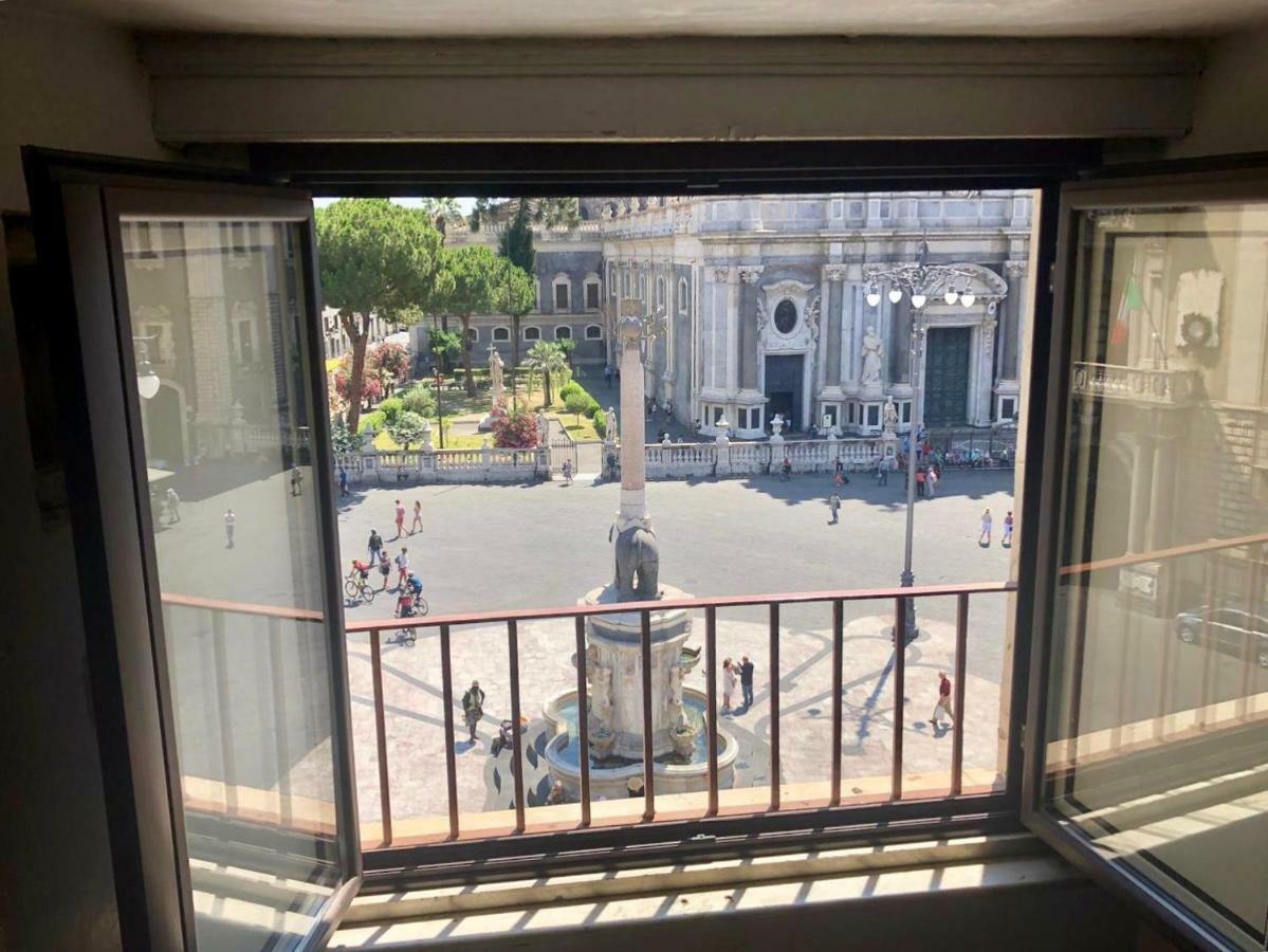 La Finestra Sul Duomo Apartment Catania Ngoại thất bức ảnh